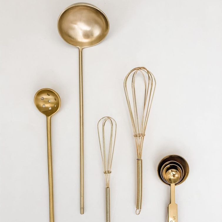 Flash sale on gold kitchen utensils