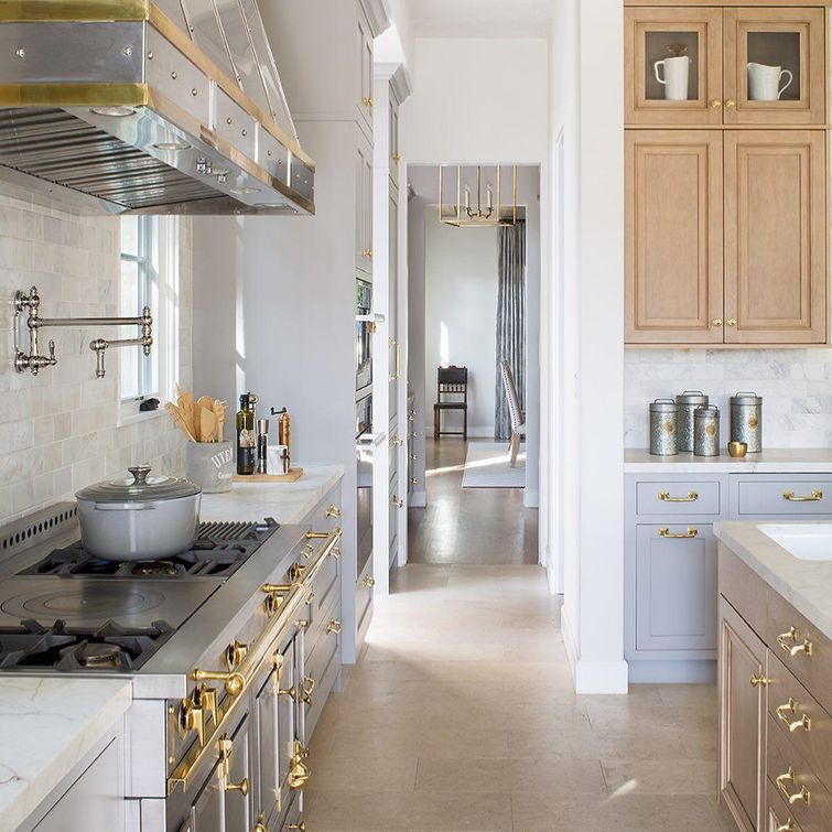 Gold-accented kitchen details